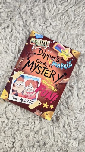 دفترچه خاطرات دیپر و میبل آبشار جاذبه Dipper's and Mable's Guide to Mystery and Nonestop Fun