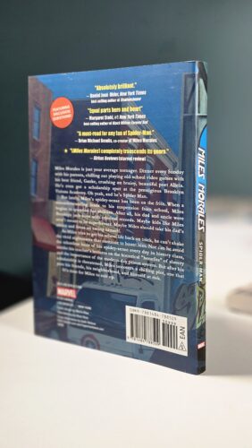 رمان اسپایدرمن مایلز مورالز Miles Morales: SpiderMan (A Marvel YA Novel) - 4