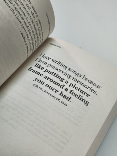 کتاب تیلور سوییفت Taylor Swift in her own words - 5