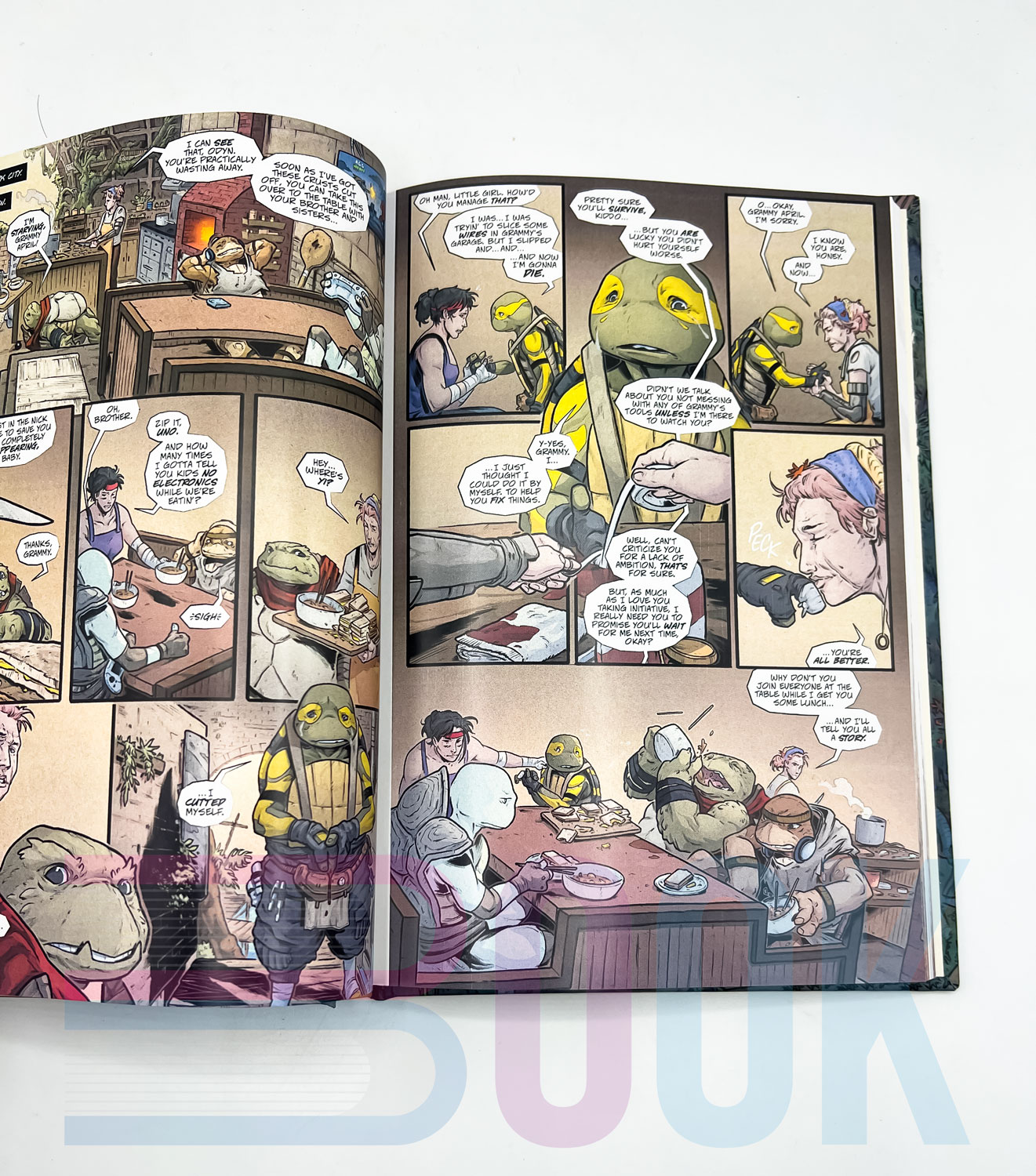 کتاب کمیک بوک لاکپشت های نینجا: آخرین رونین – سال‌های گمشده Teenage Mutant Ninja Turtles: The Last Ronin—The Lost Years - تصویر 9