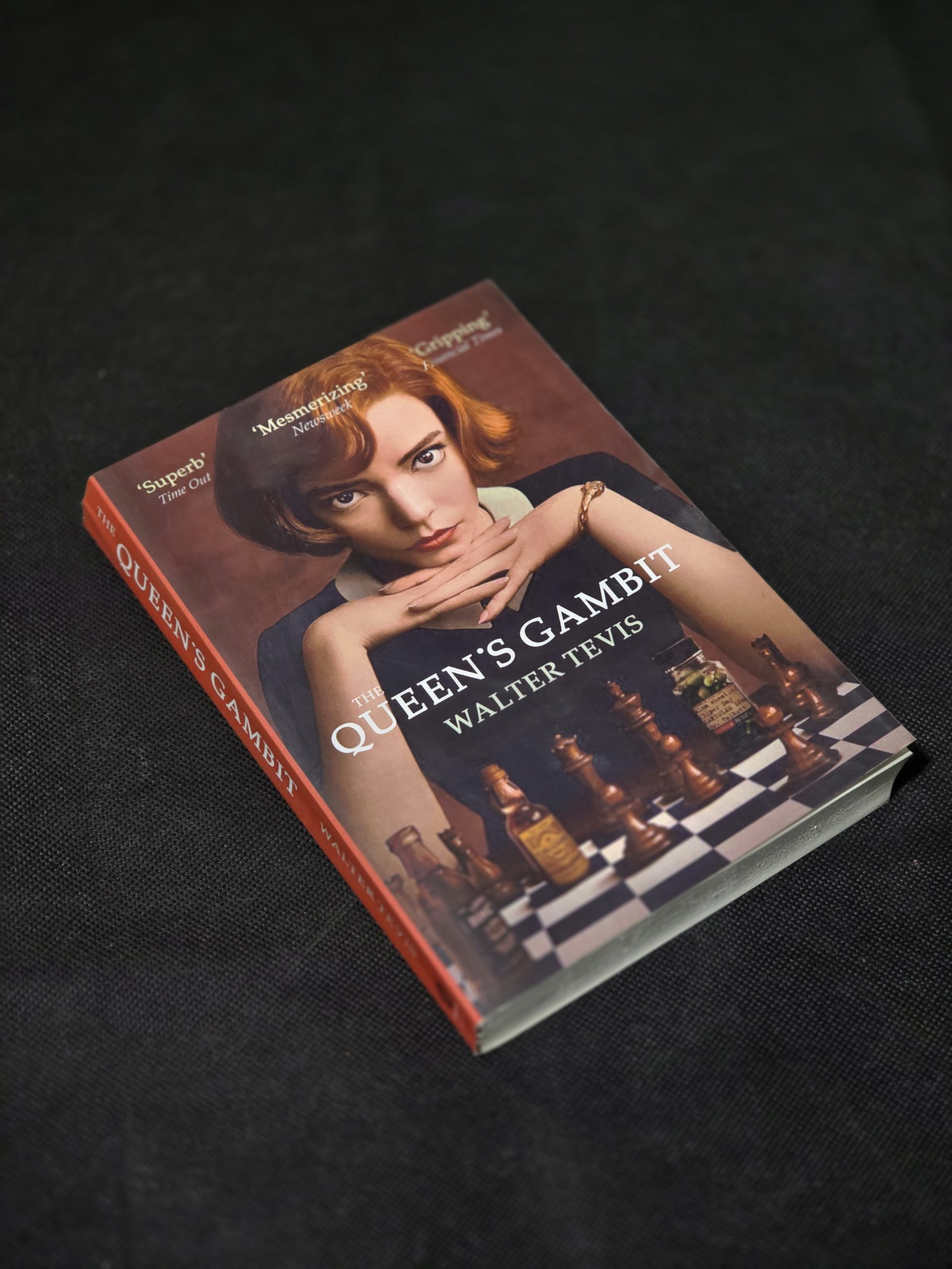 رمان سریال گامبی وزیر Queen's Gambit Novel - تصویر 2
