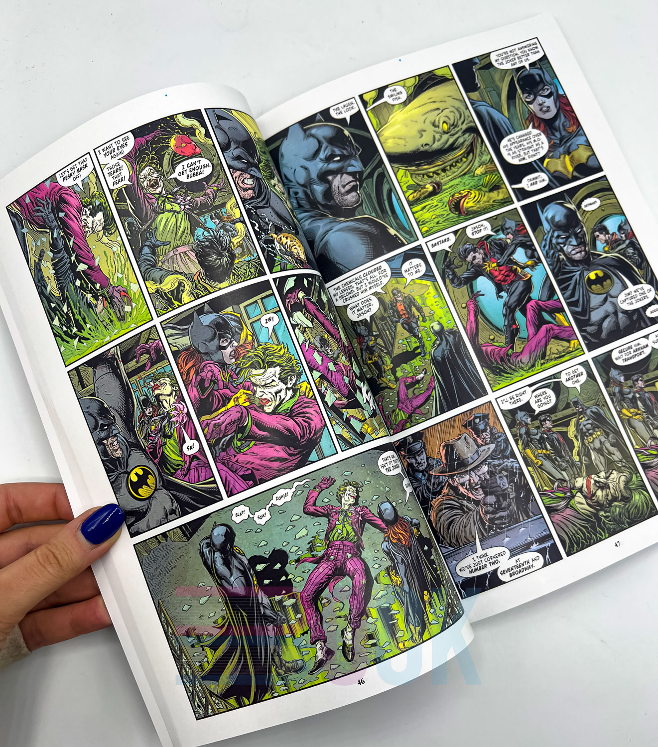 کمیک بوک بتمن: سه جوکر Batman: Three Jokers - تصویر 2
