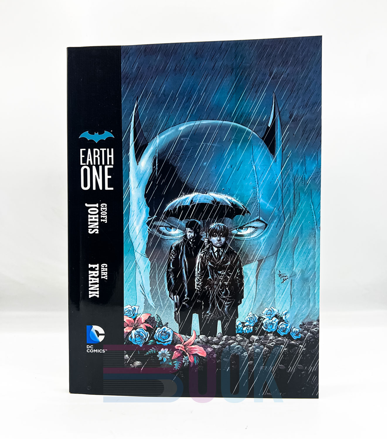 کمیک بوک بتمن: زمین جلد یک Batman: Earth One - Image 4