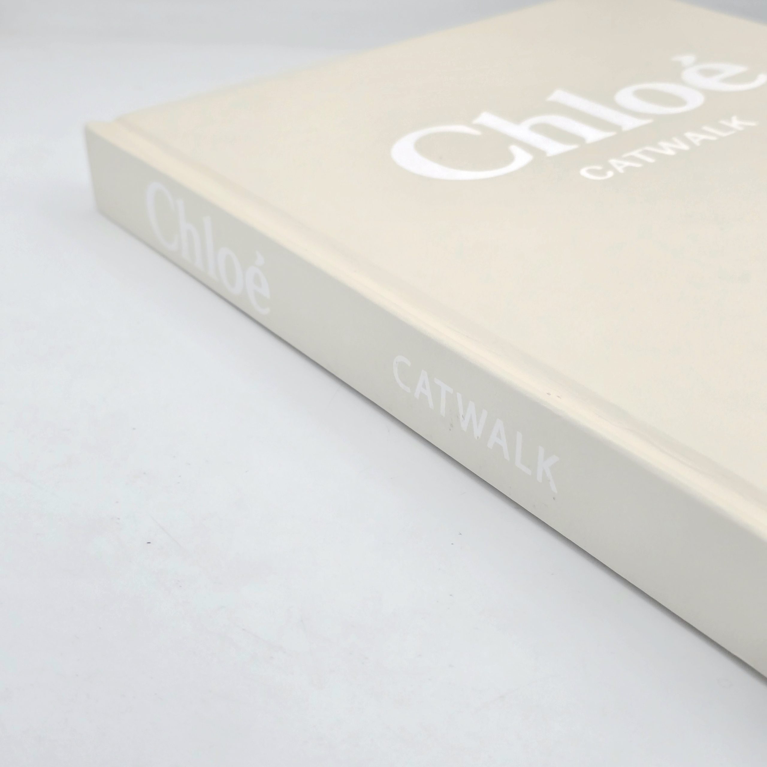 مجله دکوراسیون کلویی کت واک (جلد سخت) Cloe Catwalk Decor Magazine - تصویر 3