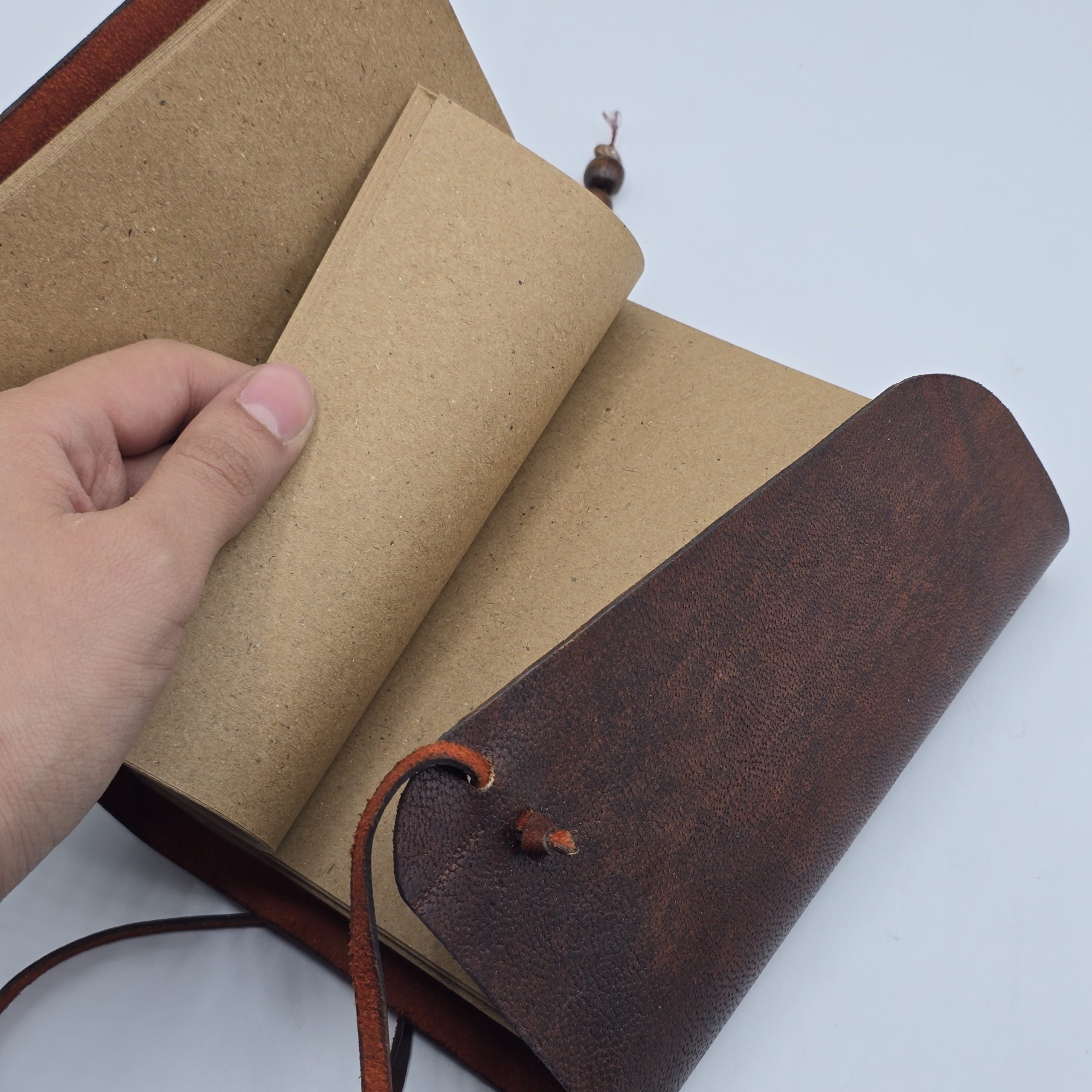 دفتریادداشت جلد چرم واقعی وینتیج به سبک رد دد Reddead Notebook - تصویر 5